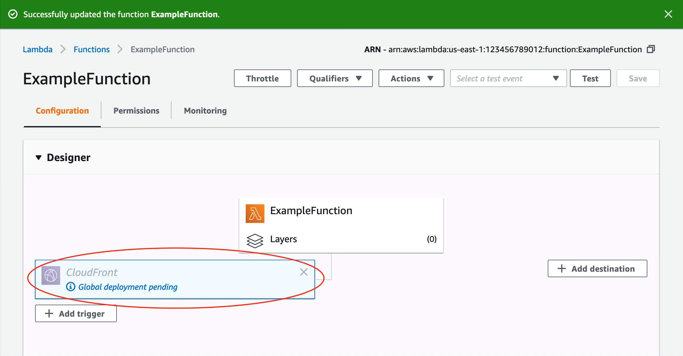
								Lambda 控制台中的 Lambda 函数页面，显示选择了 CloudFront 的设计器部分。
							