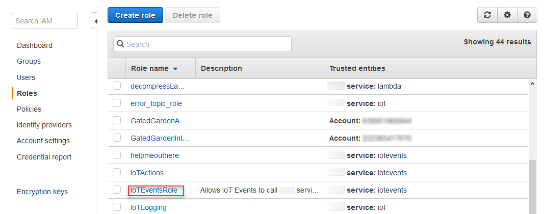
              设置 IAMAmazon IoT EventsIAM 控制台中的服务角色。
            